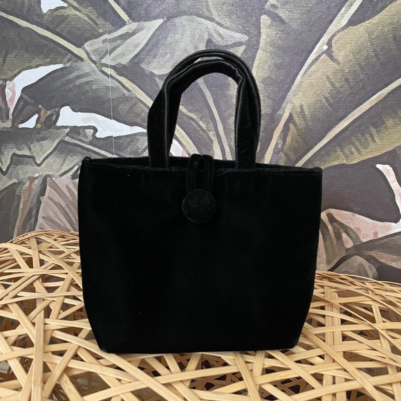 Amanda Smith vintage black velvet evening bag - Picture 1 of 3